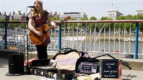 Buskers can now offer card payments 